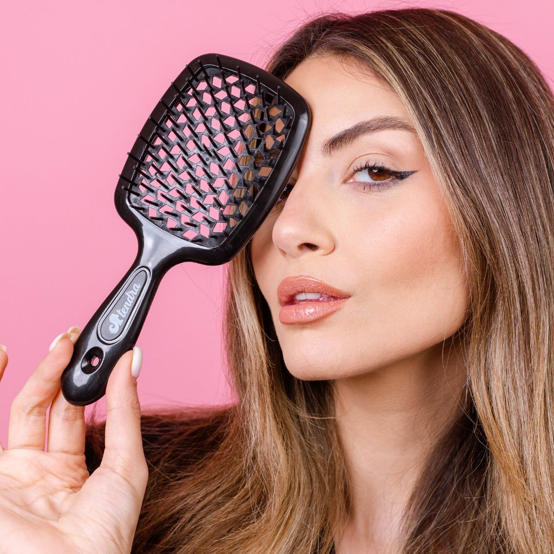 Tendra™ Detangling Hair Brush